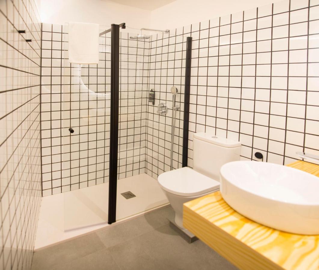 Kalidas Hostel Suites กัลดัส เด เรย์ส ภายนอก รูปภาพ