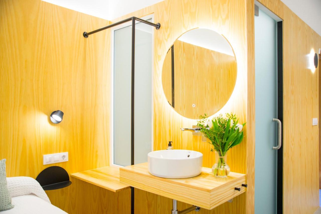 Kalidas Hostel Suites กัลดัส เด เรย์ส ภายนอก รูปภาพ
