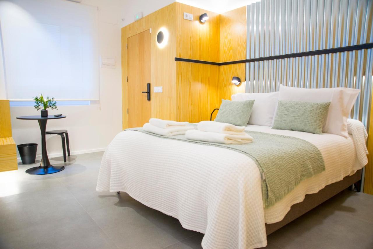 Kalidas Hostel Suites กัลดัส เด เรย์ส ภายนอก รูปภาพ
